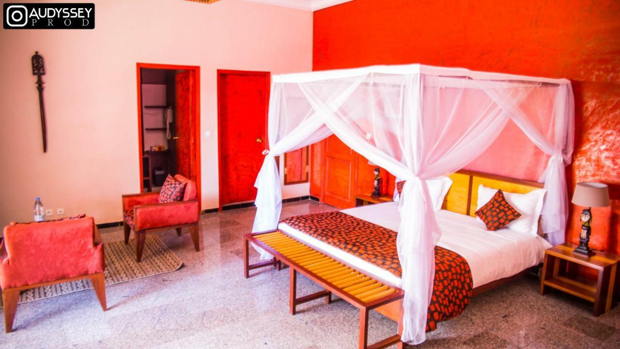 La Maison De Celine Hotel Dakar Buitenkant foto